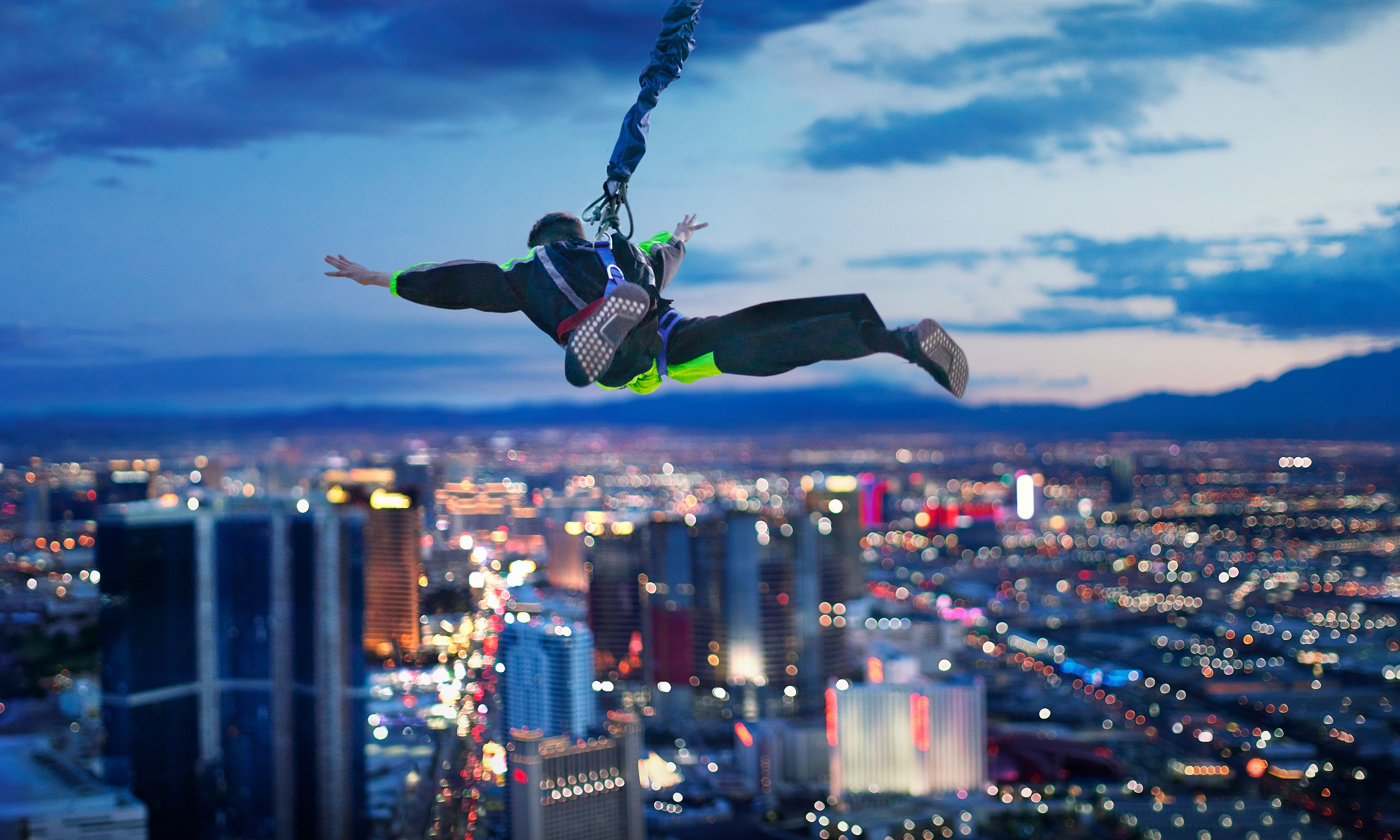 SkyJump 高空跳封面图